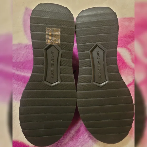 Michael Kors Women's Brown & Black Glitter Sneakers Shoes Size 7.5 - Picture 9 of 9